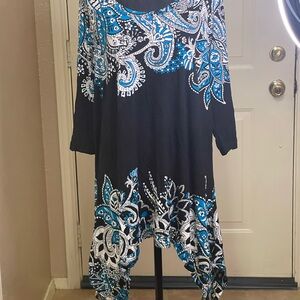 Avenue Black and Blue Paisley Tunic